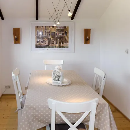 Chalet Marla - Iso309 シャレー Grohote